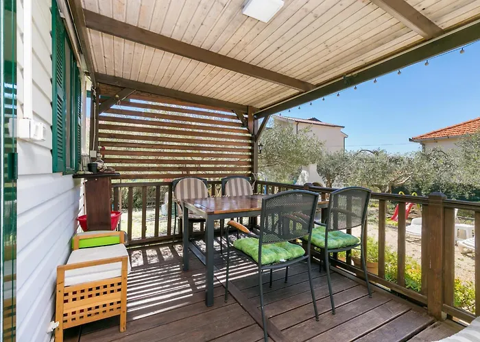 Feriehus House With A Parking Space - 23967 Trogir