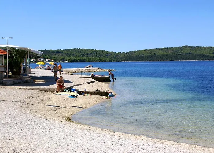 House With A Parking Space - 23967 Feriehus