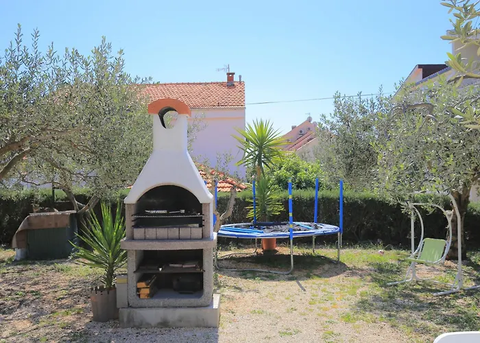 Feriehus House With A Parking Space - 23967 Trogir